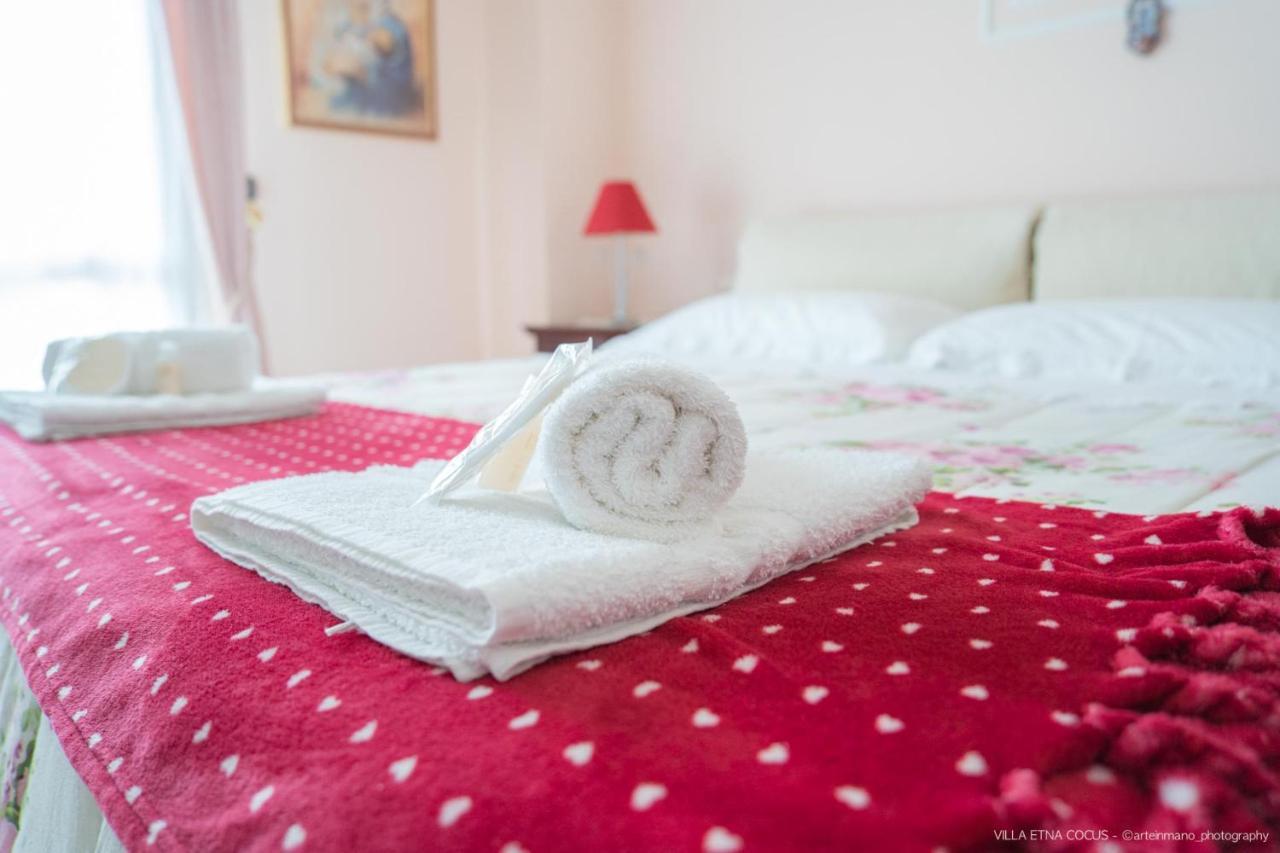 Casa Vacanze Etna Cocus Санта Венерина Екстериор снимка