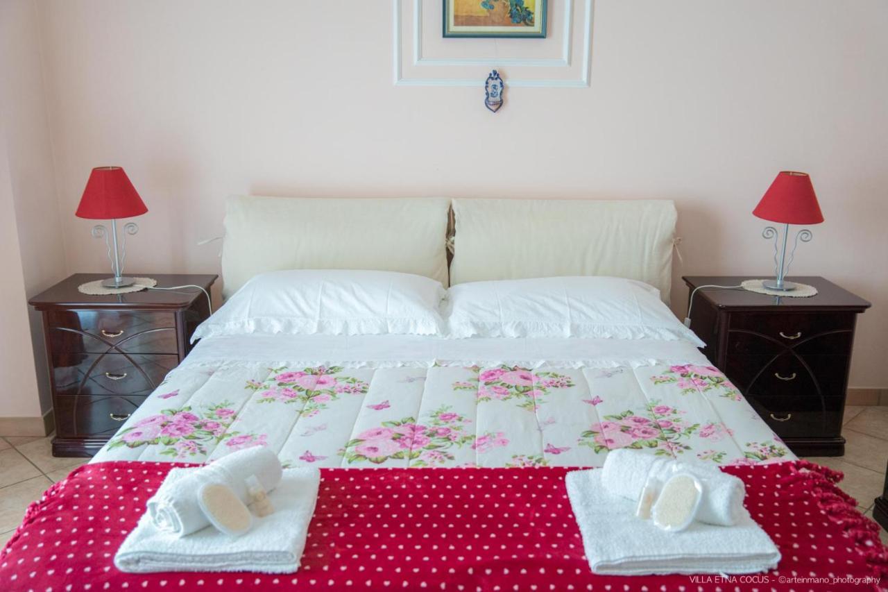 Casa Vacanze Etna Cocus Санта Венерина Екстериор снимка