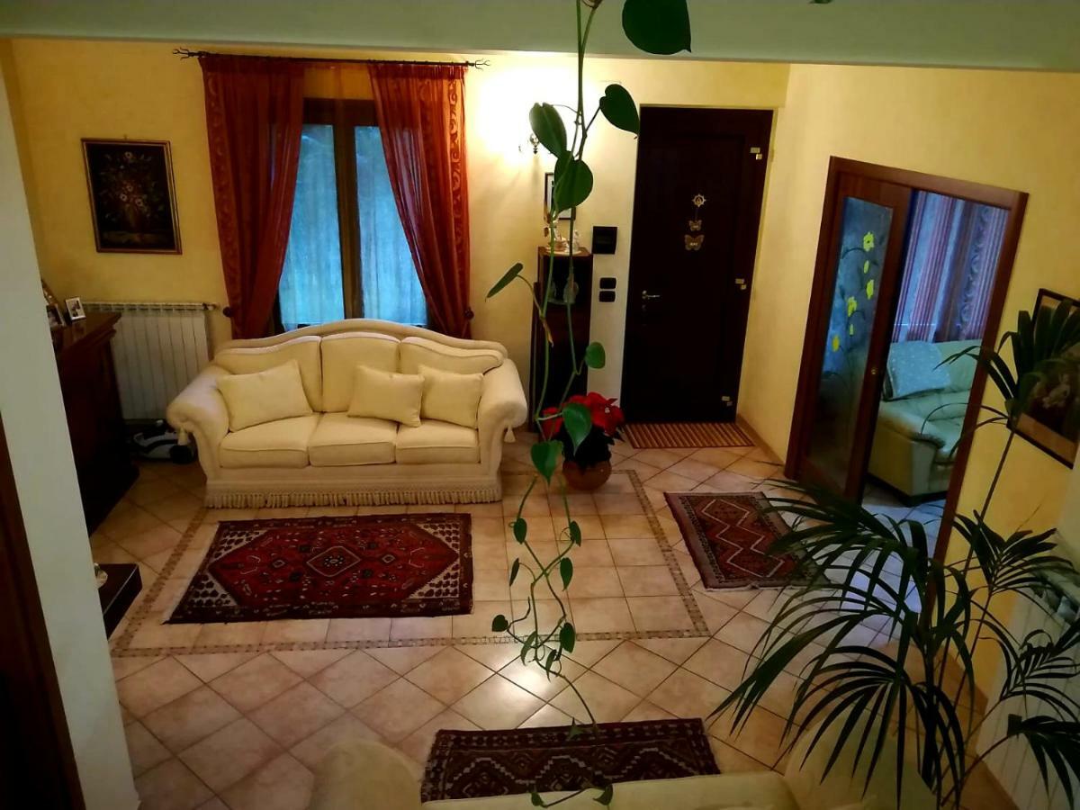 Casa Vacanze Etna Cocus Санта Венерина Екстериор снимка