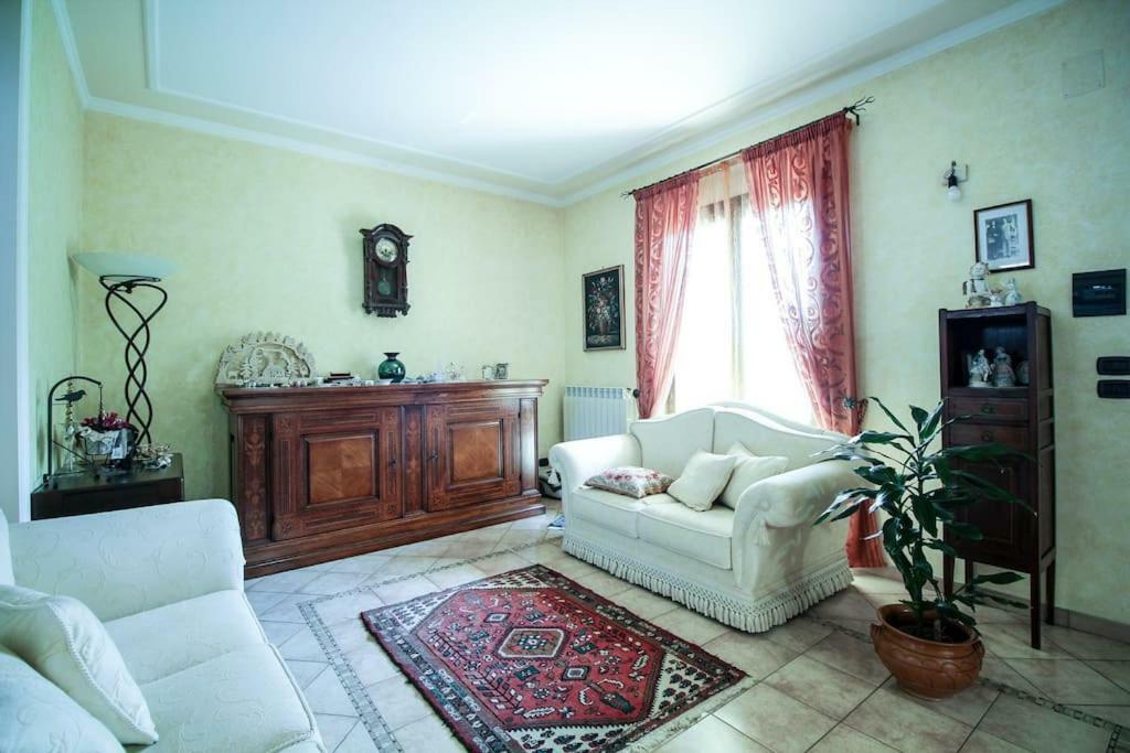 Casa Vacanze Etna Cocus Санта Венерина Екстериор снимка